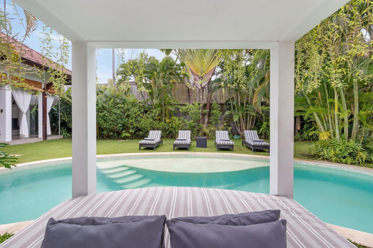 Villa Alice By Villa Finder Seminyak Dış mekan fotoğraf